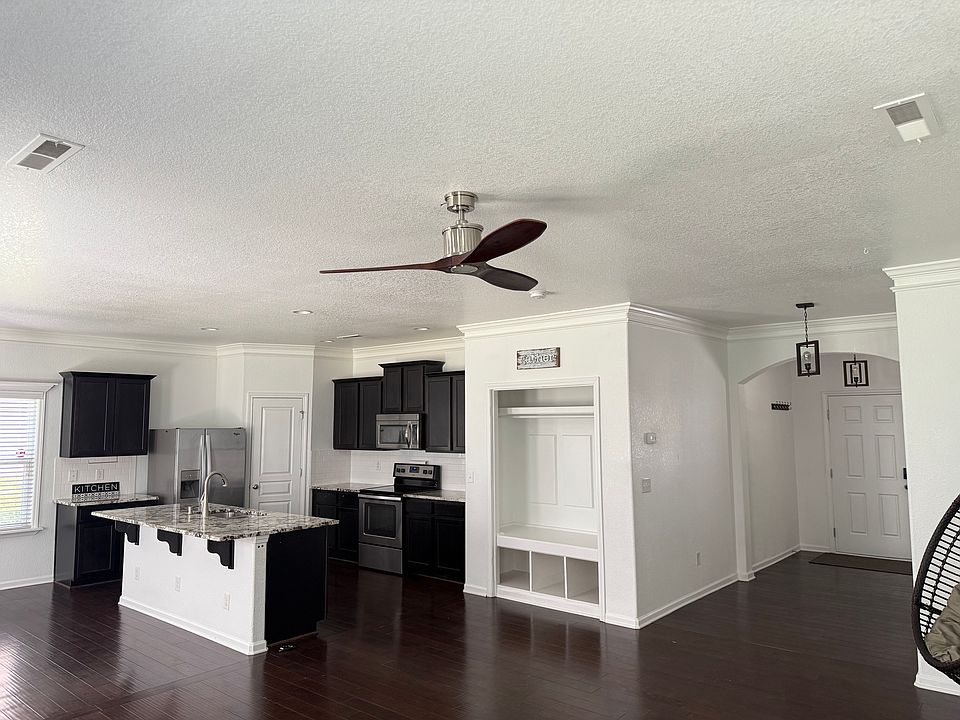 1st floor Living Room/ Spacious Kitchen