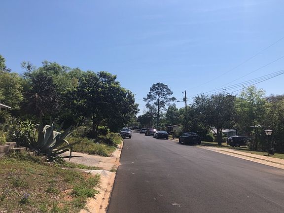 4th image of 6436 Lakeshore Dr