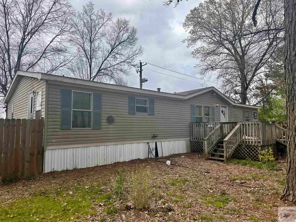 10 Hobbs Ln, Hooks, TX 75561