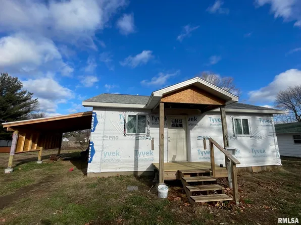 611 E Franklin St, Taylorville, IL 62568