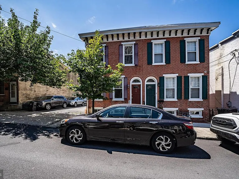 1211 N Tatnall St — Photo 28