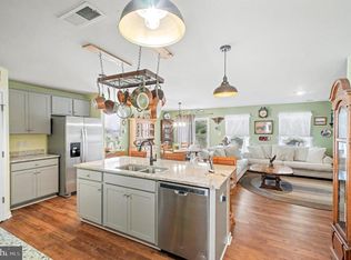 16032 Grant Ct, Bowling Green, VA 22427