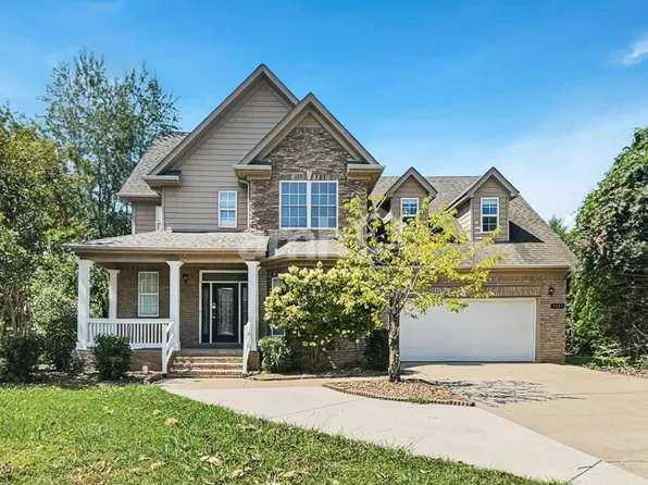 3024 Silver Springs Ct, Murfreesboro, TN 37128