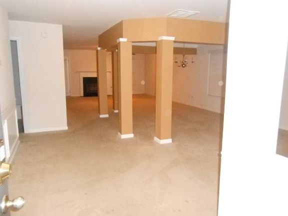 3rd image of 30 Briandwood Dr