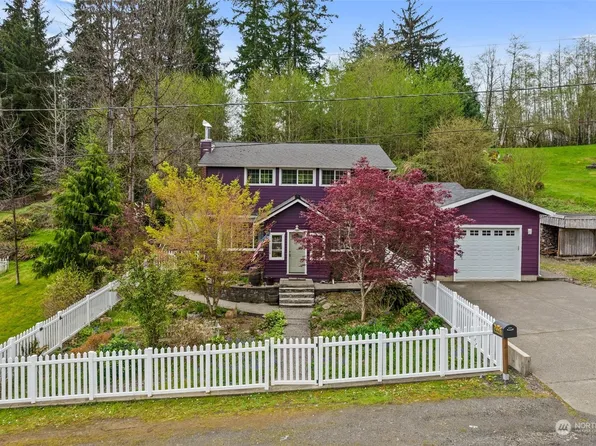 728 McKinley Avenue, Raymond, WA 98577