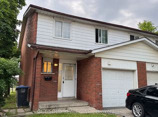 7560 Goreway Dr #30, Mississauga, ON L4T2V2