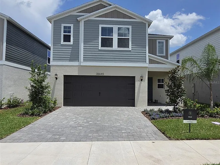 36645 Sagemoor Dr — Photo 1