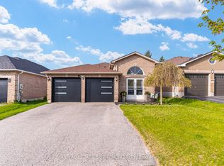 146 Cunningham Dr, Barrie, ON L4N 5R3