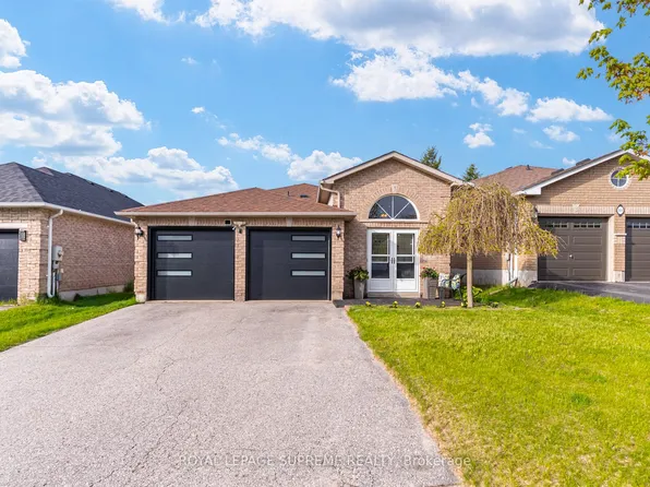 146 Cunningham Dr, Barrie, ON L4N 5R3