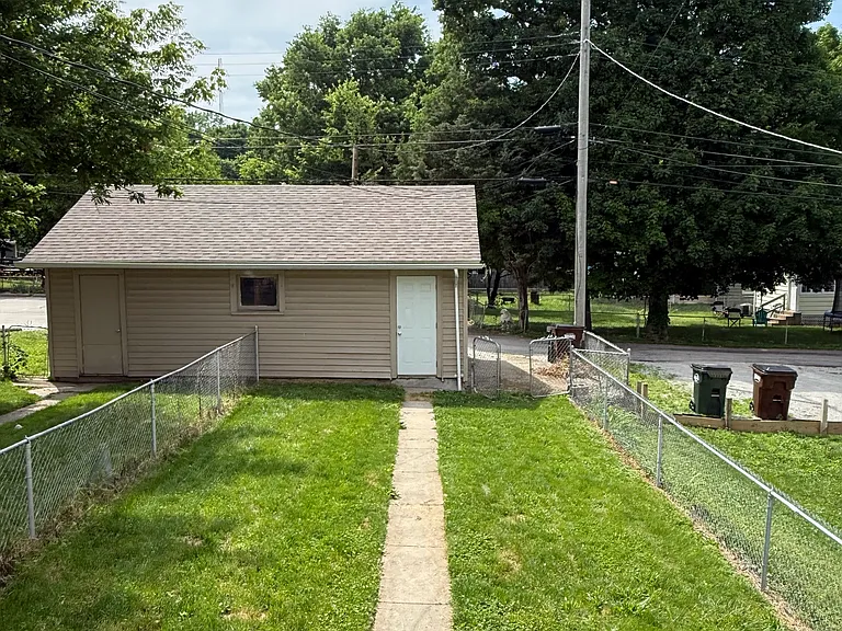 2267 Dixie Hwy — Photo 13