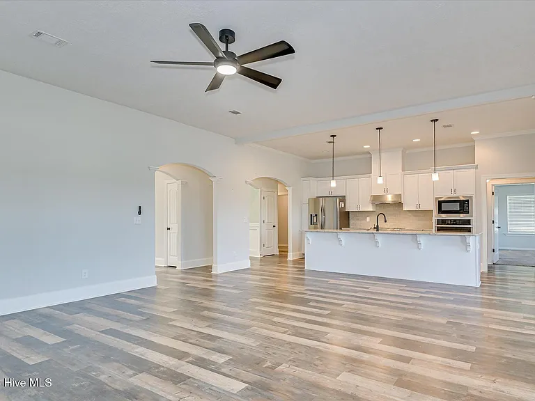 5412 Copse Dr — Photo 17