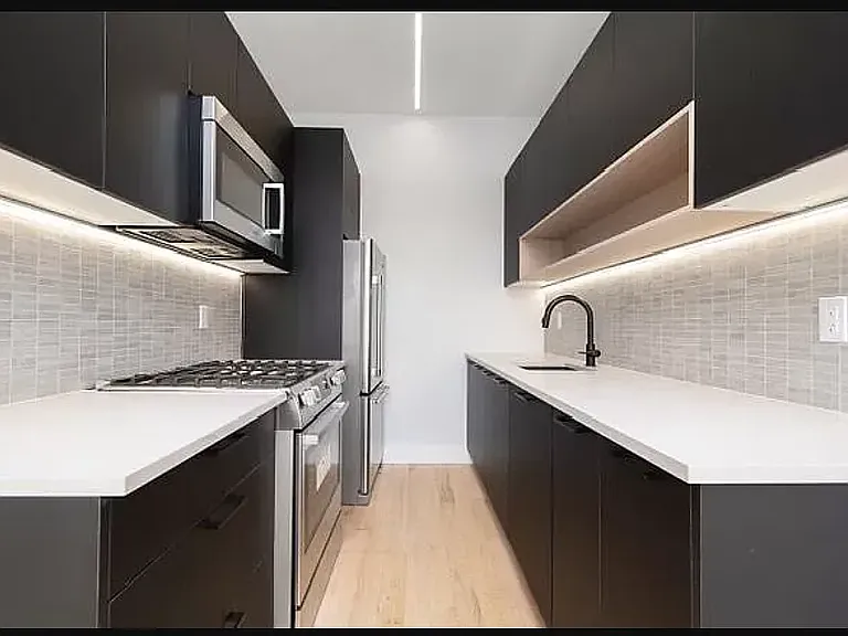 71 Cooper St #4A — Photo 3