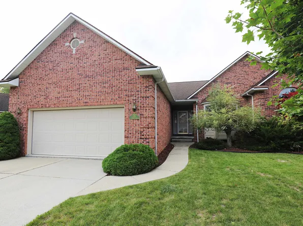 1514 Wildwood Ct, Flint, MI 48532