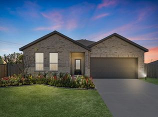 12 Robin Ct, Angleton, TX 77515