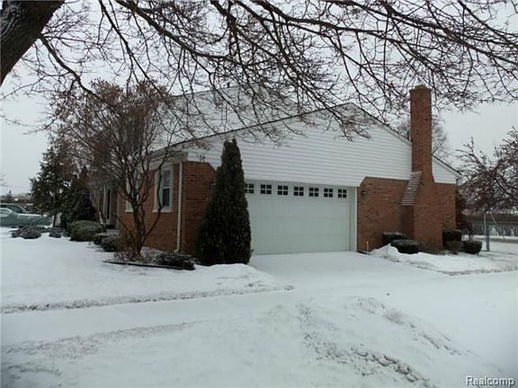 4th image of 2010 N Evangeline St