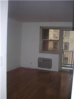 Rented by Park River | media 34