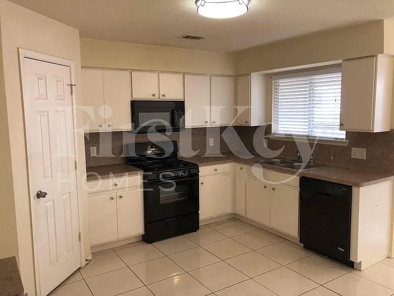 1123 Intrepid Oak Ln — Photo 10