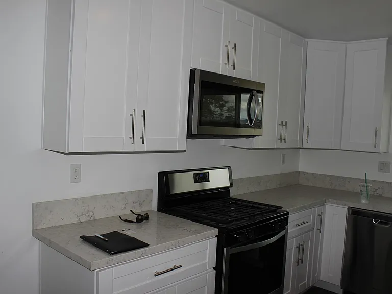 4265 Mesa Vista Way #2 — Photo 2