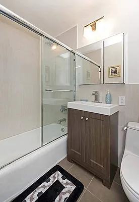 Rented by Olympia House Delaware LP | media 99