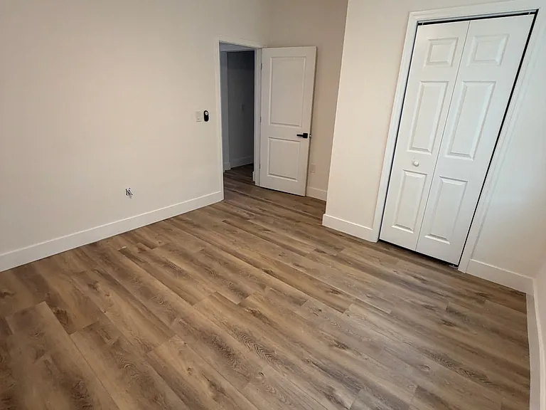106 E Adalee St #1 — Photo 13