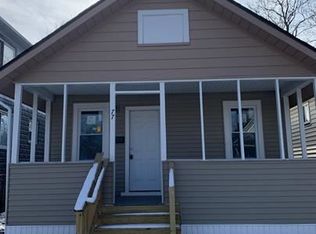 77 W Woodward St, Ecorse, MI 48229