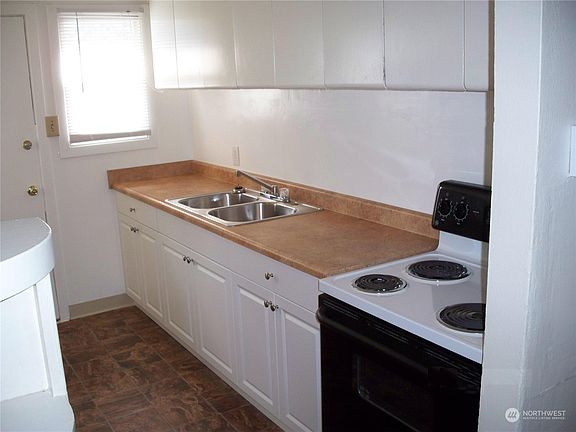 2nd image of 2718 N 15th Street