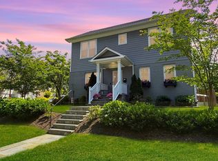 10223 Day Ave, Kensington, MD 20895