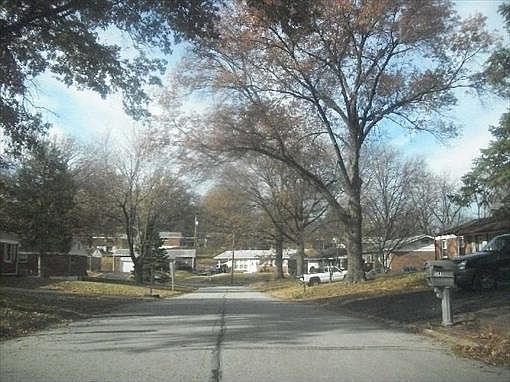 2nd image of 1744 Elkins Dr