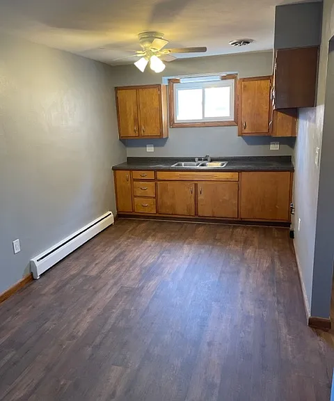 1010 Half Tener St #1/2 — Photo 10