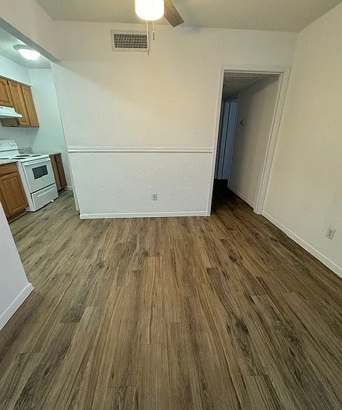 Pine Ridge Apartments — Photo 21