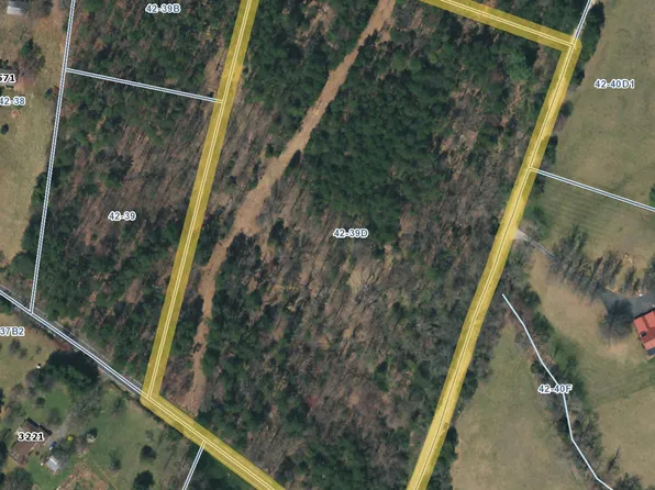 Garth Rd, Charlottesville, VA 22901