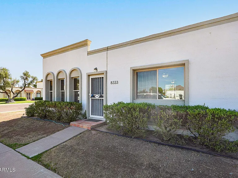 8333 E Orange Blossom Ln — Photo 33