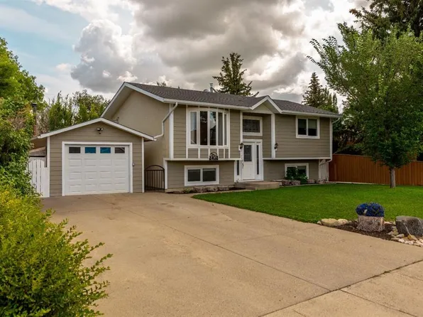 2123 E 25th St, Coaldale, AB T1M 1J4