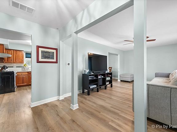 2nd image of 8015 S Carrolton Ct