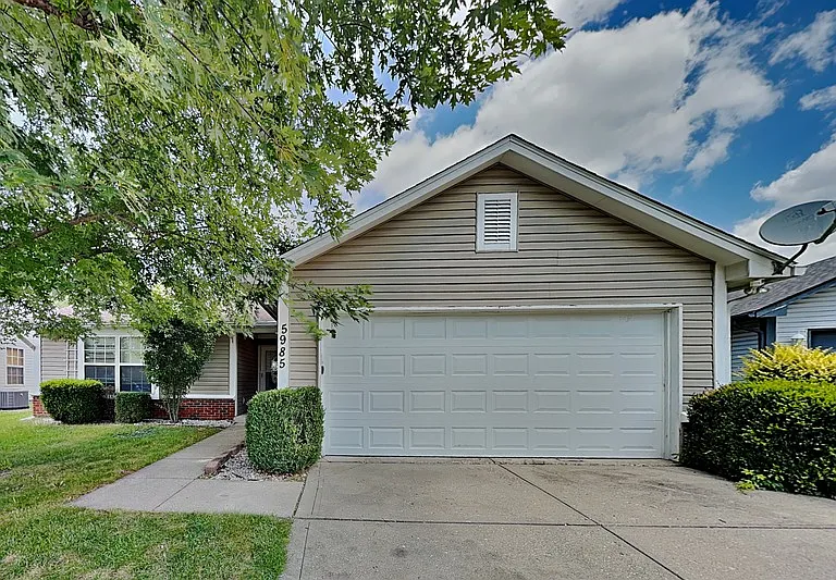 5985 Sycamore Forge Ln — Photo 1