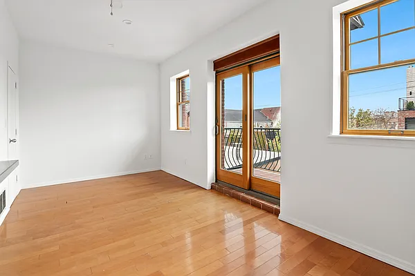 Sold by Compass | media 3