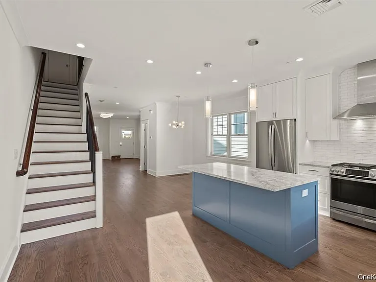 31 Maple Ave — Photo 8