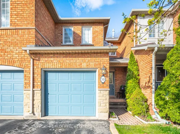 5555 Prince William Dr #50, Burlington, ON L7L 6P2