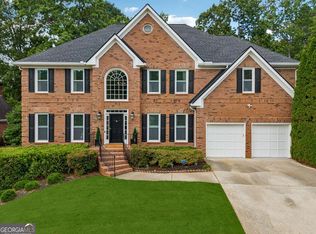 355 Fairleaf Ct, Alpharetta, GA 30022