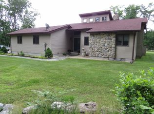 759 Turkey Ridge Rd, Mount Bethel, PA 18343