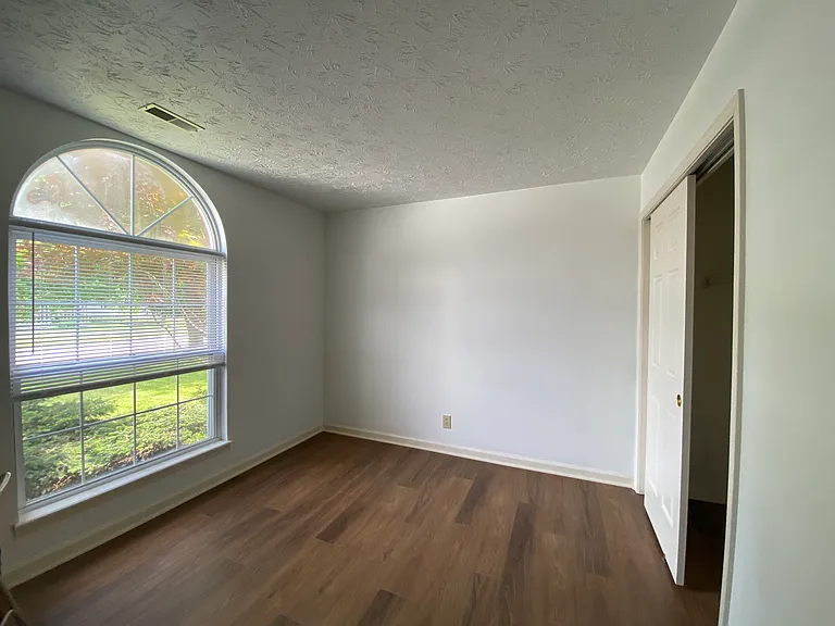 2217 Sandpiper Ct S — Photo 18