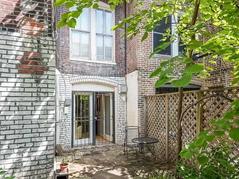 2110 R St NW #B — Photo 18