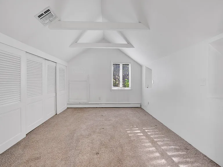 1719 Cedar Swamp Rd — Photo 19