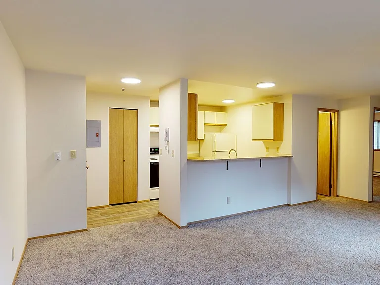 Shannon 2 Apartments — Photo 16