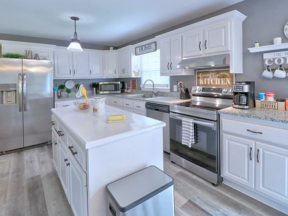 5th image of 345 Tina Ln