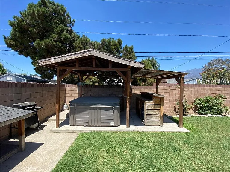 2041 Starhaven St — Photo 23