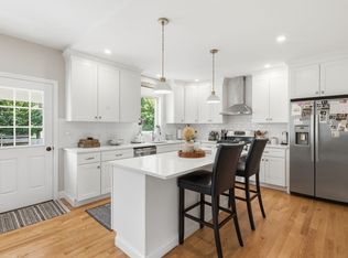 9 Walnut Ave #9, Andover, MA 01810
