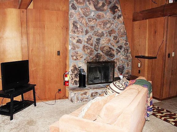 3rd image of 20 Jackson Hole Rd #B8