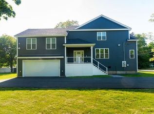 44 Winona St, Peabody, MA 01960