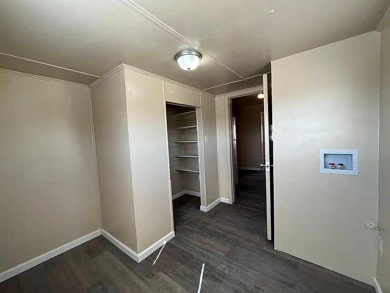 606 D Ave #606 — Photo 24